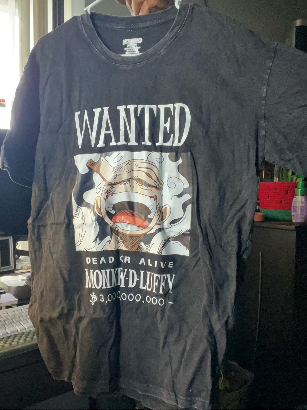 Men's Black 'Wanted Monkey D. Luffy' Graphic Tee - Sorry for the wrinkles